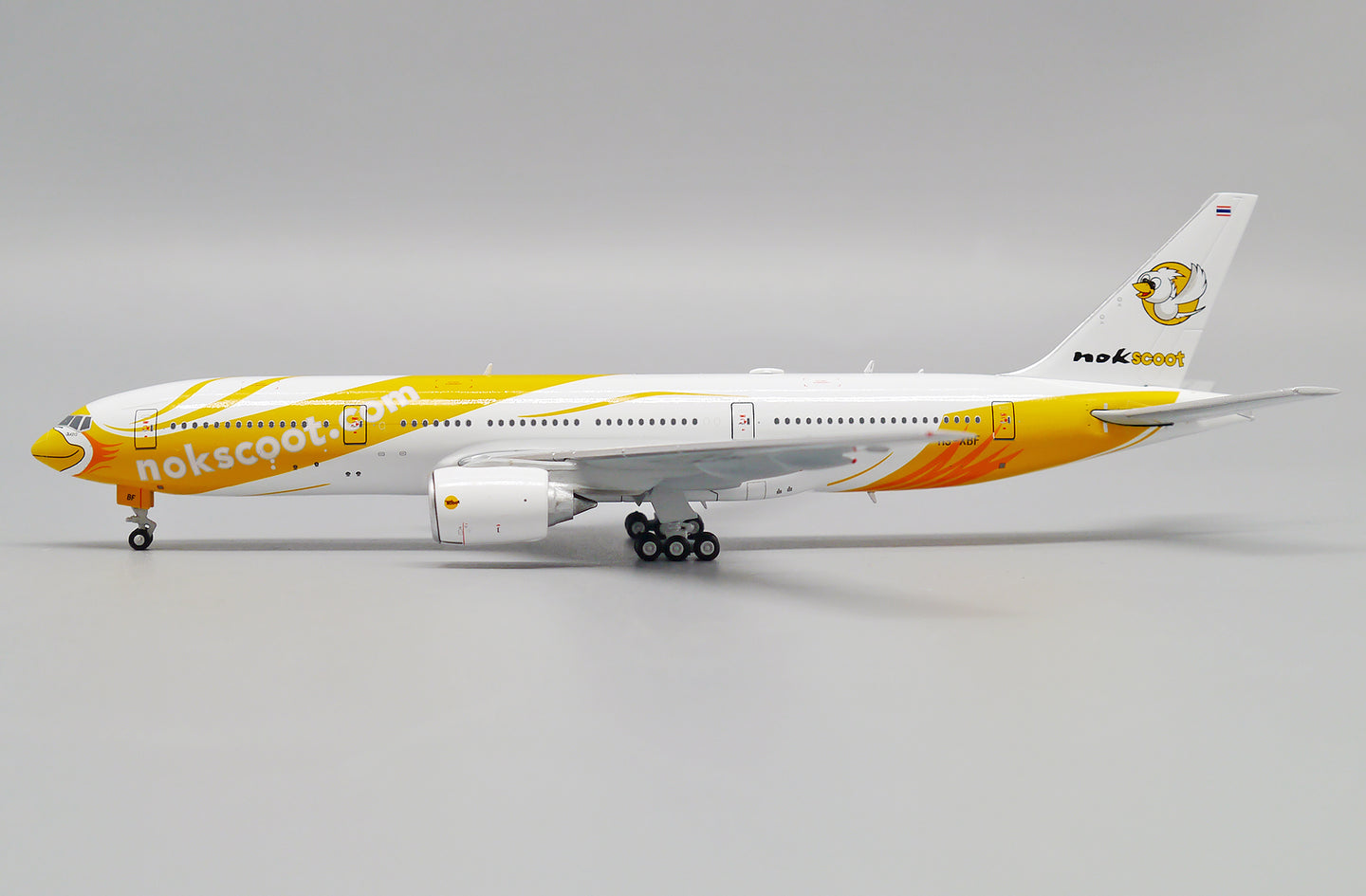 JCWINGS B777-200ER  NOKSCOOT REG: HS-XBF