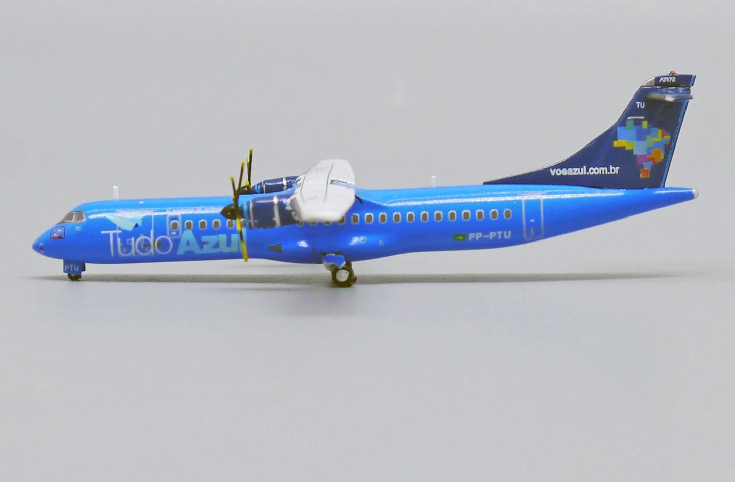 JCWINGS ATR-72-500 AZUL REG: PP-PTU