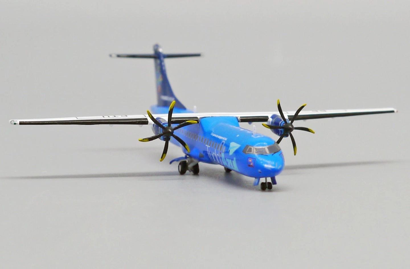 JCWINGS ATR-72-500 AZUL REG: PP-PTU