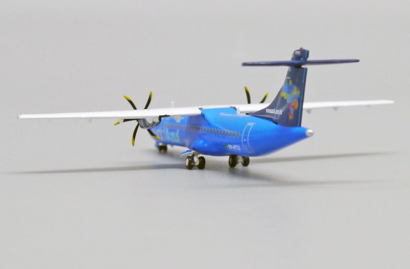 JCWINGS ATR-72-500 AZUL REG: PP-PTU