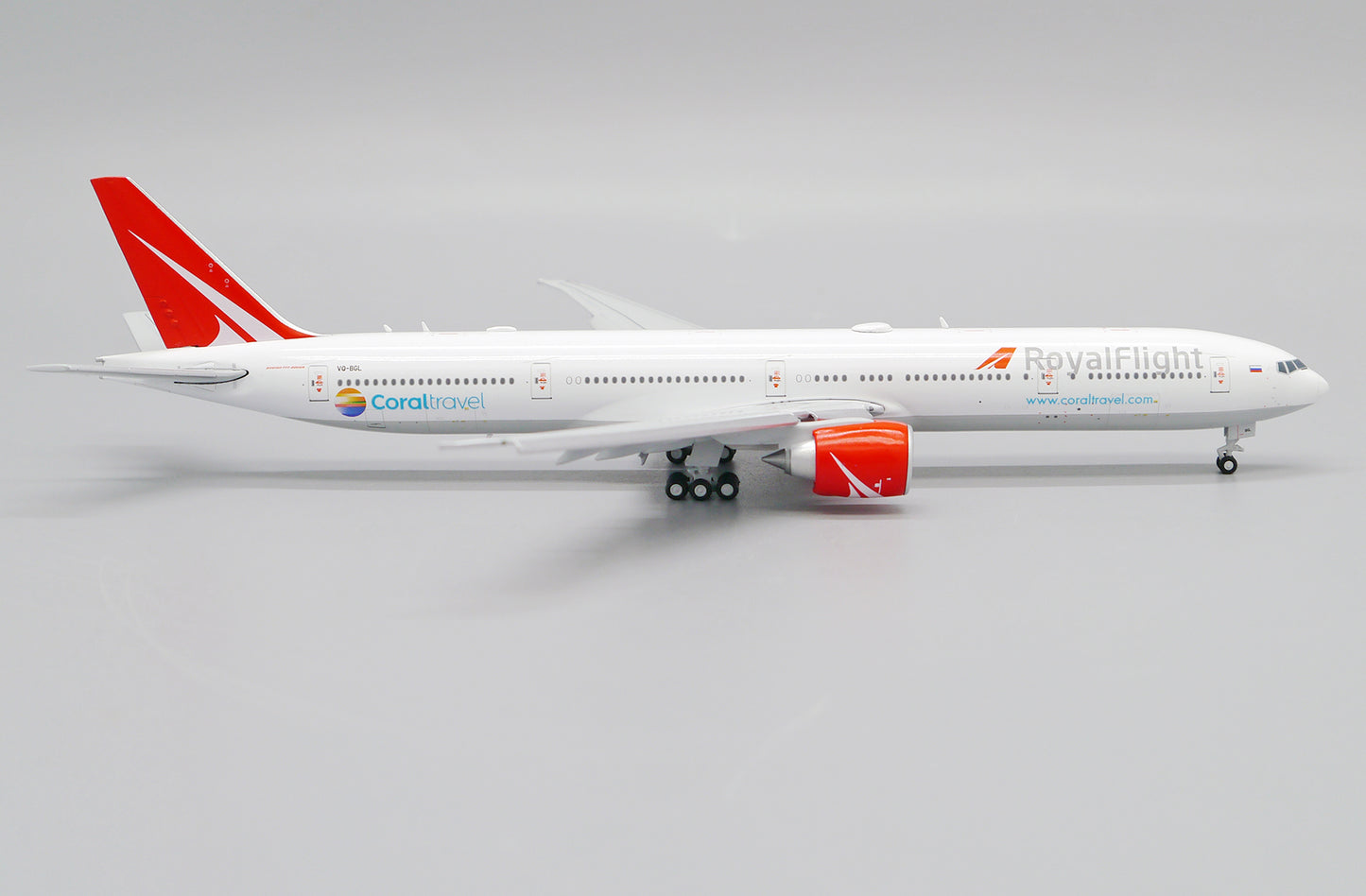 JC WINGS B777-300ER ROYAL FLIGHT (FLAPS DOWN) REG: VQ-BGL
