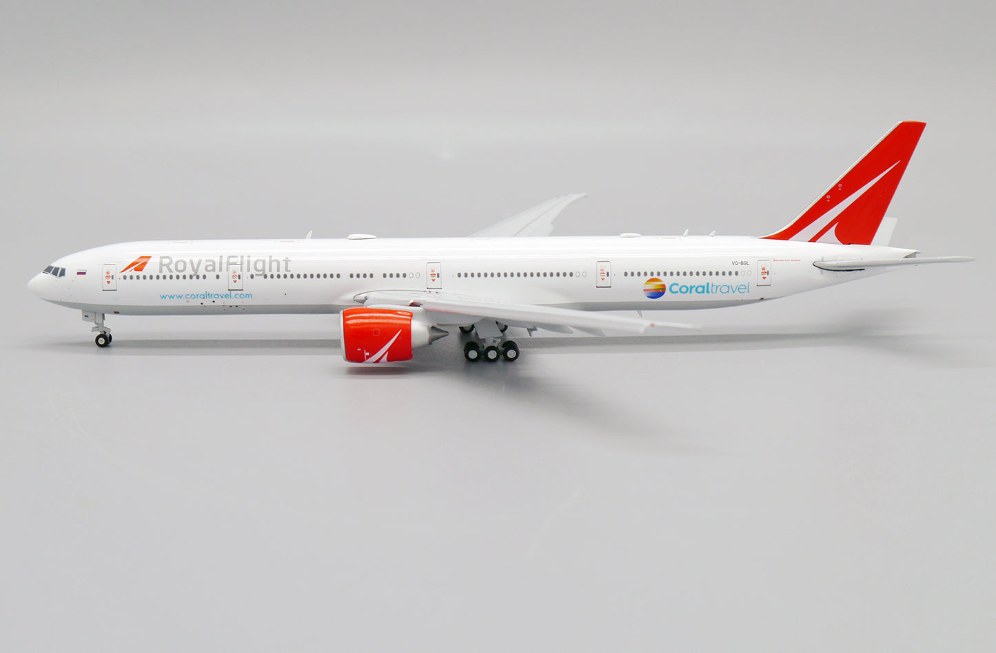 JC WINGS B777-300ER ROYAL FLIGHT (FLAPS DOWN) REG: VQ-BGL