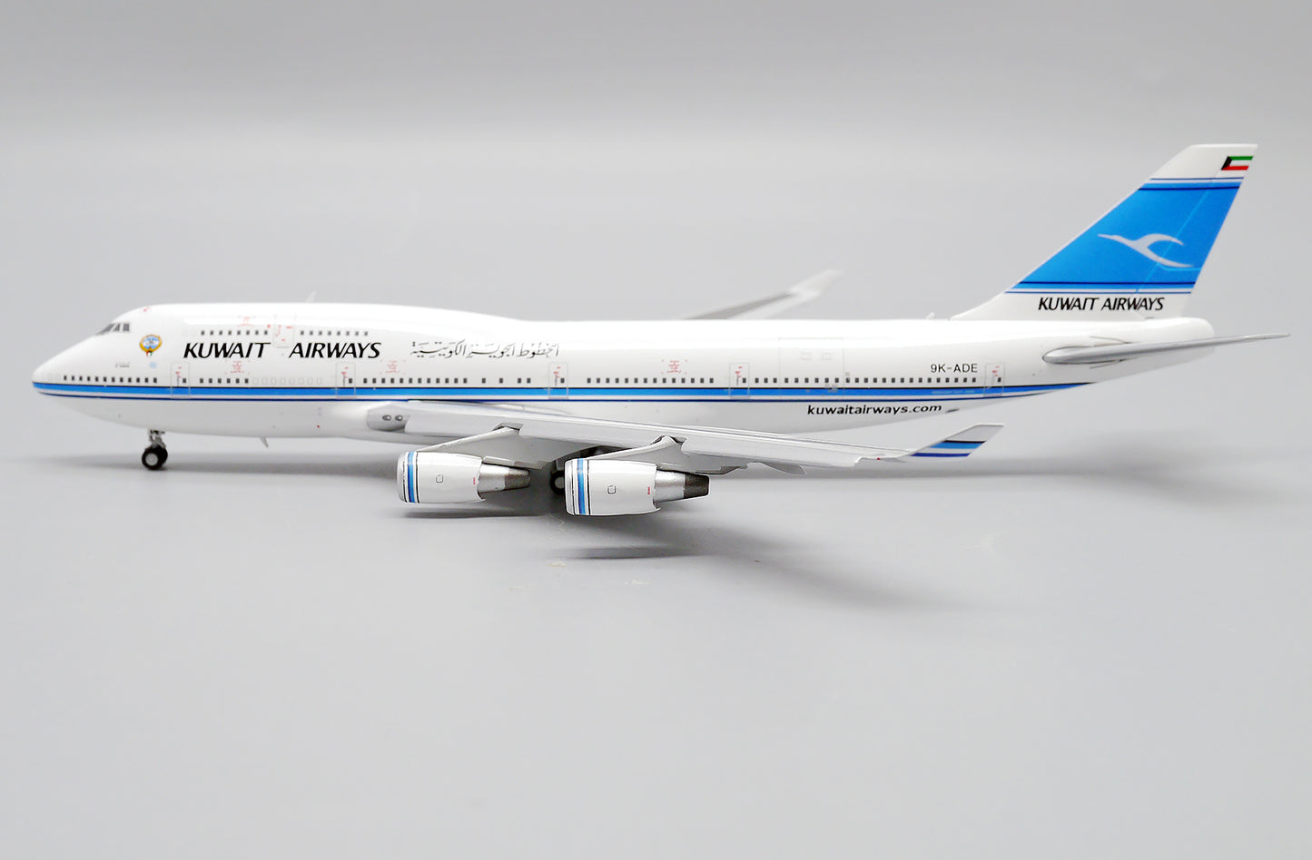 JC WINGS B747-400(M) KUWAIT AIRWAYS FLAPS DOWN REG: 9K-ADE