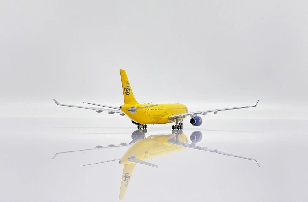 JC WINGS A330-300 CORREOS CARGO REG: EC-LXA