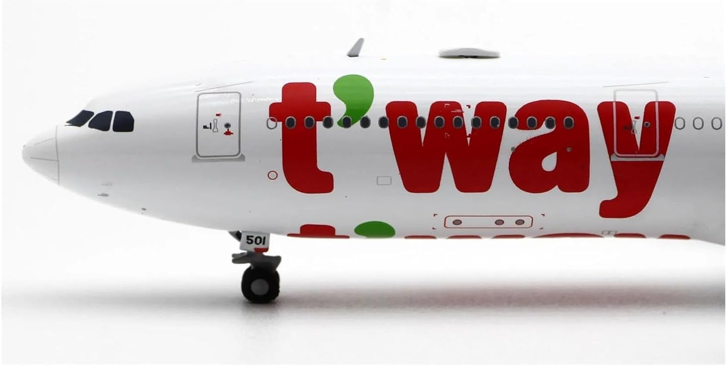 JC WINGS A330-300 T'WAY AIR REG: HL8501