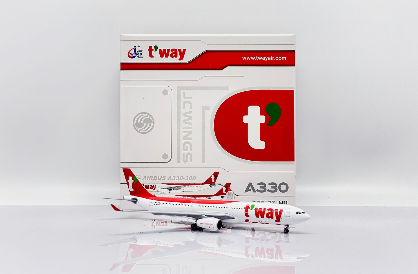 JC WINGS A330-300 T'WAY AIR REG: HL8500