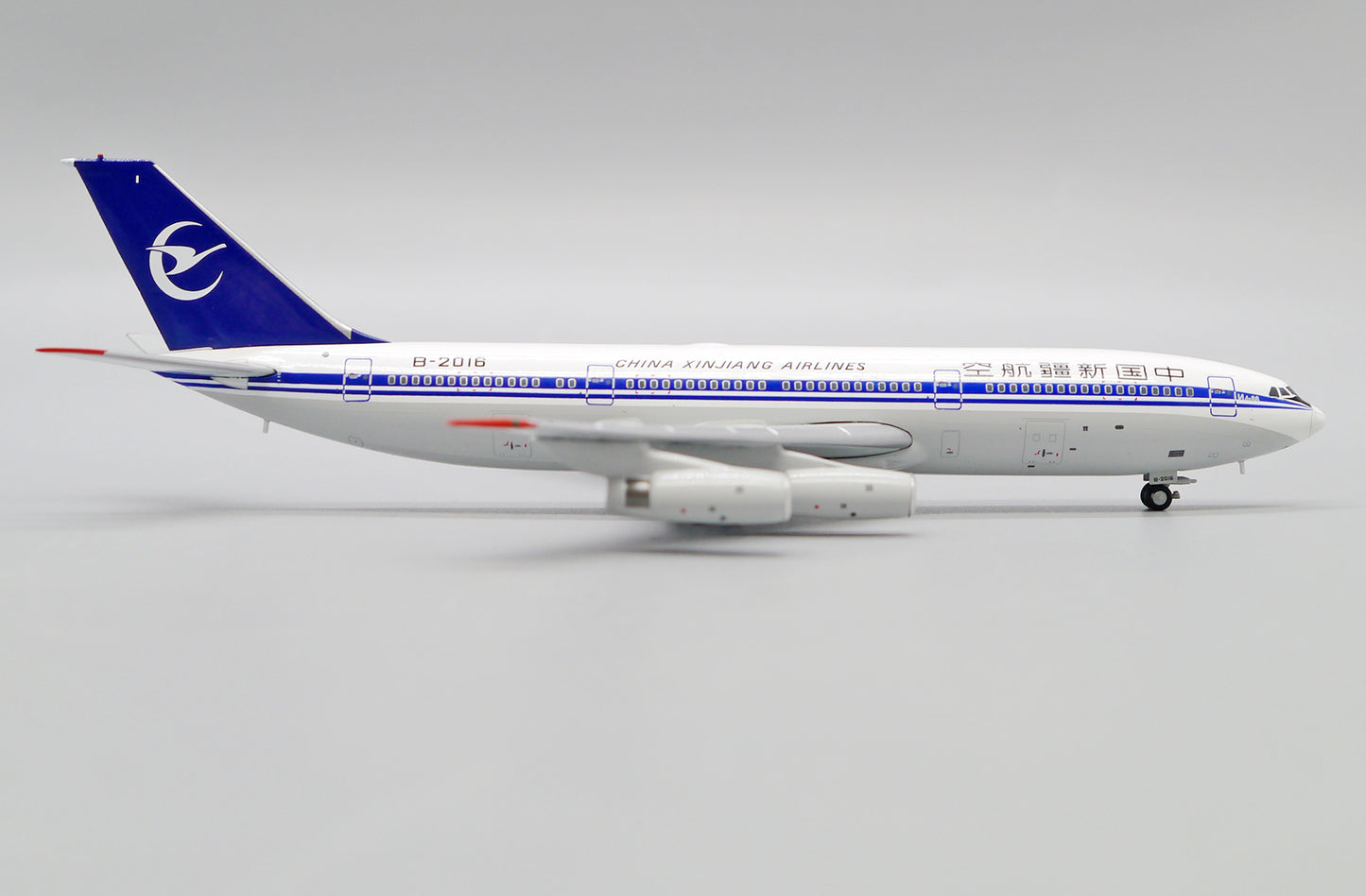JC WINGS ILYUSHIN IL-86 CHINA XINJIANG AIRLINES REG: B-2016
