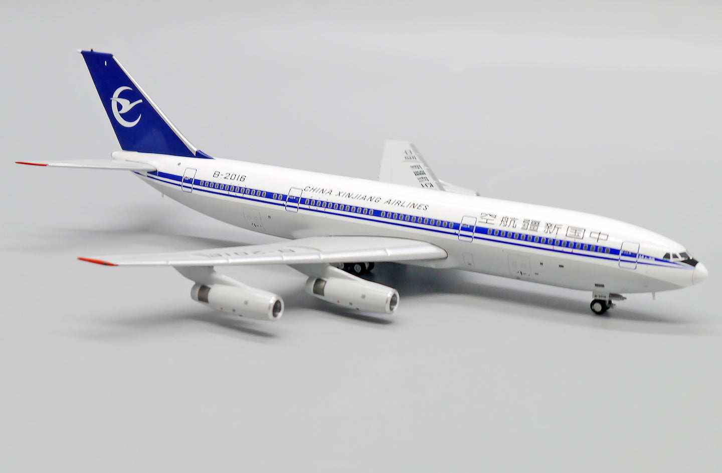 JC WINGS ILYUSHIN IL-86 CHINA XINJIANG AIRLINES REG: B-2016