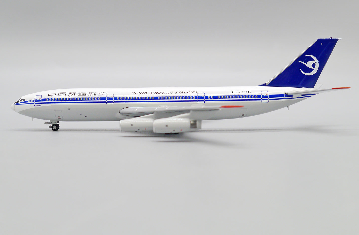 JC WINGS ILYUSHIN IL-86 CHINA XINJIANG AIRLINES REG: B-2016