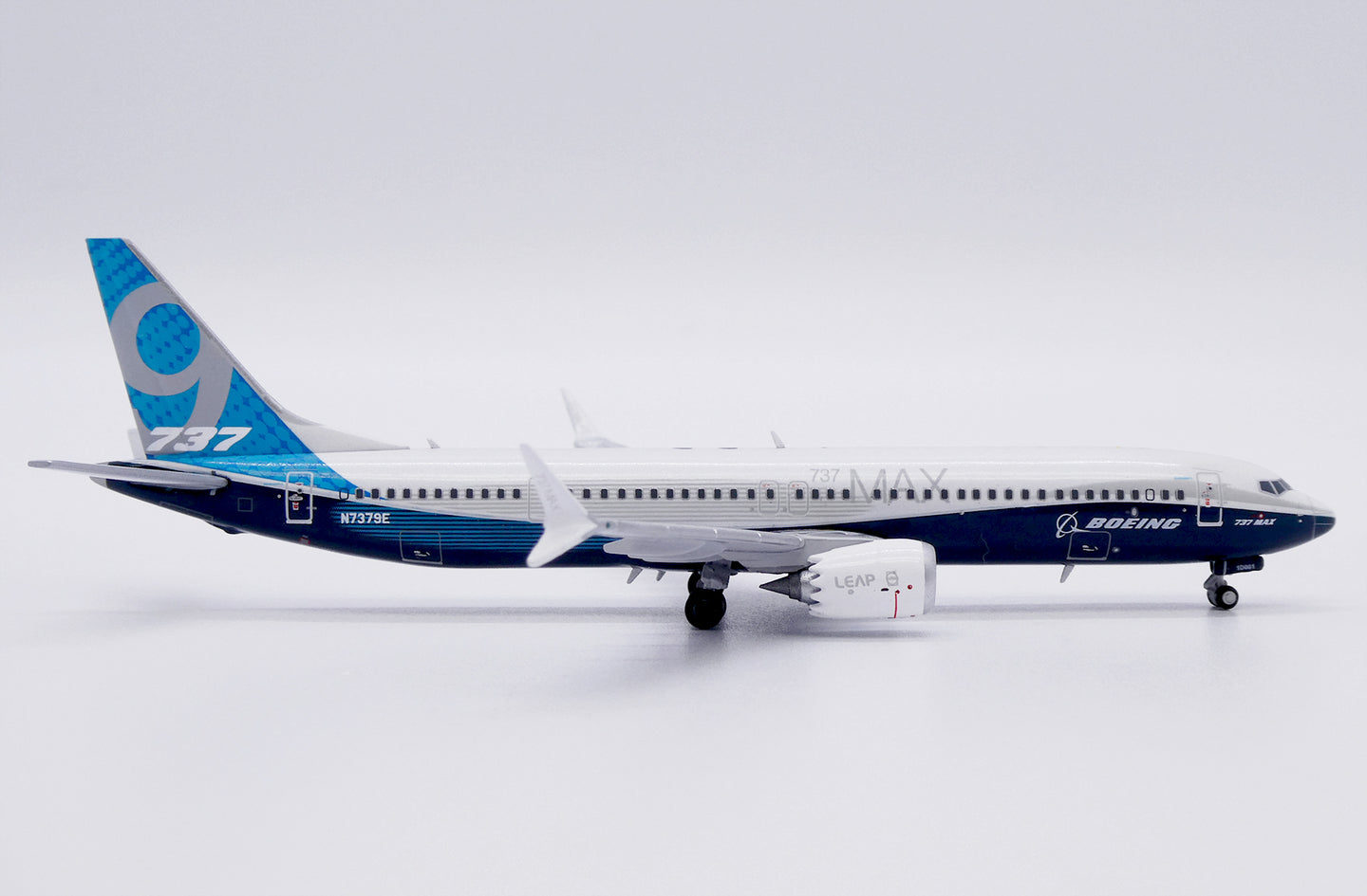 JC WINGS B737 MAX 9 BOEING HOUSE COLOUR REG: N7379E