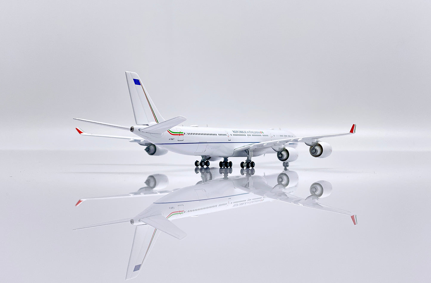 JCWINGS A340-500 ITALIAN AIR FORCE REG: I-TALY