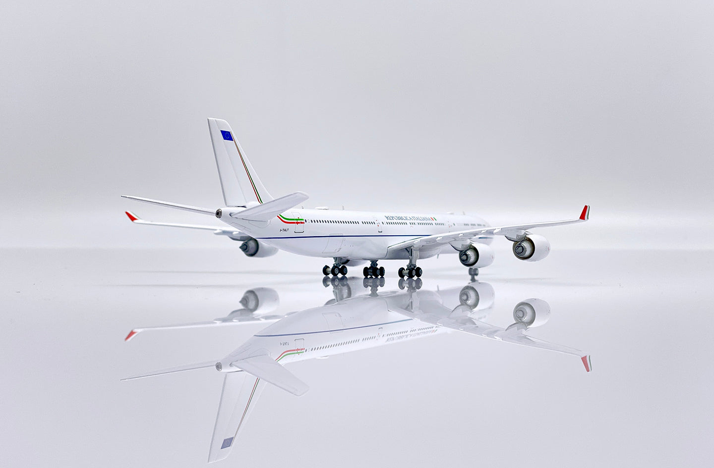 JCWINGS A340-500 ITALIAN AIR FORCE REG: I-TALY