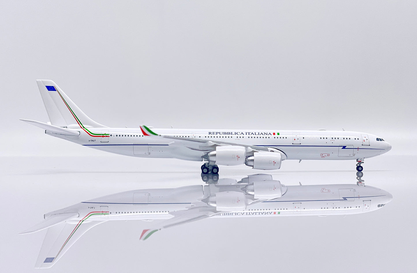 JCWINGS A340-500 ITALIAN AIR FORCE REG: I-TALY