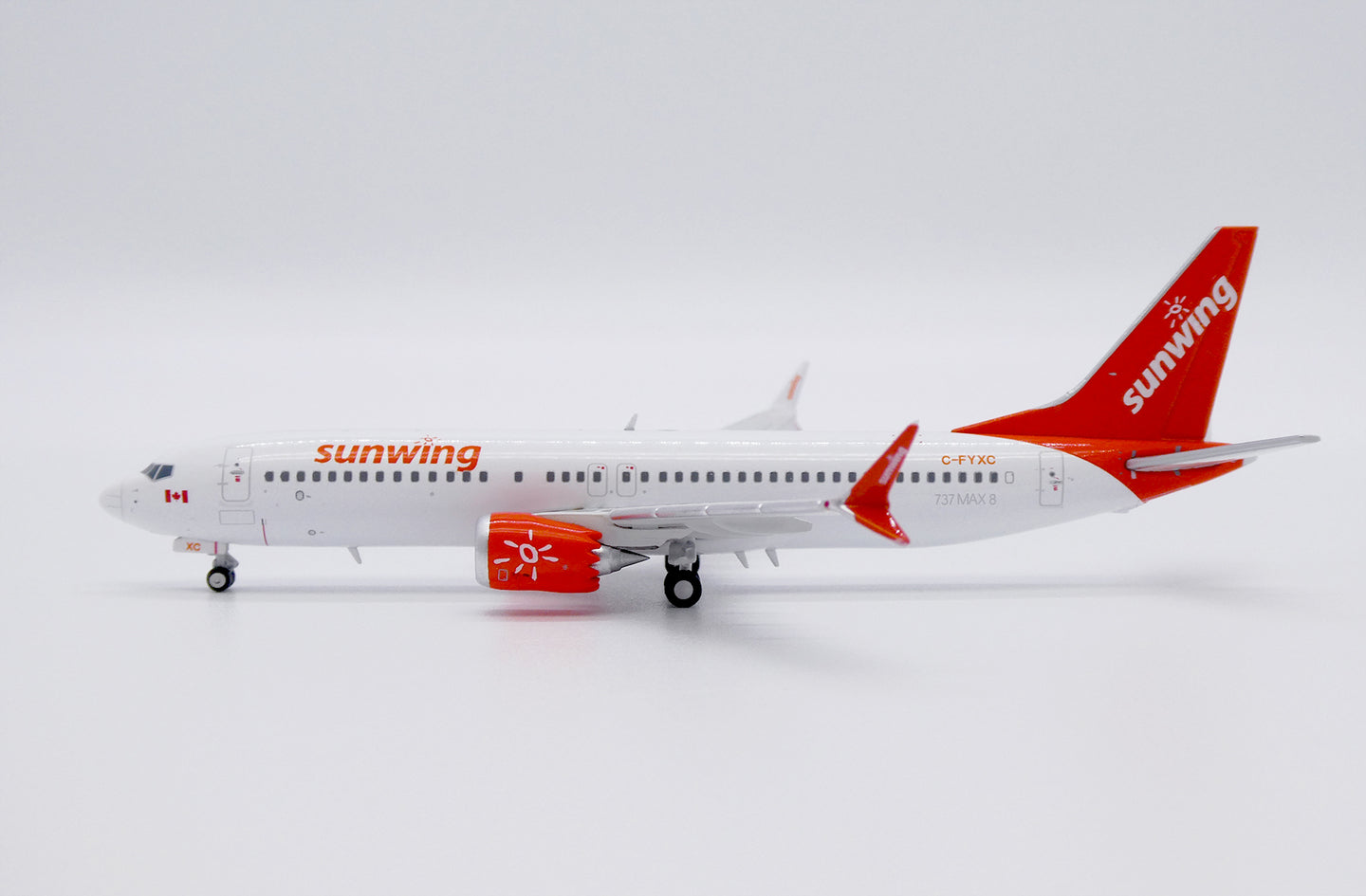 JC WINGS B737 MAX 8 SUNWING AIRLINES REG: C-FYXC