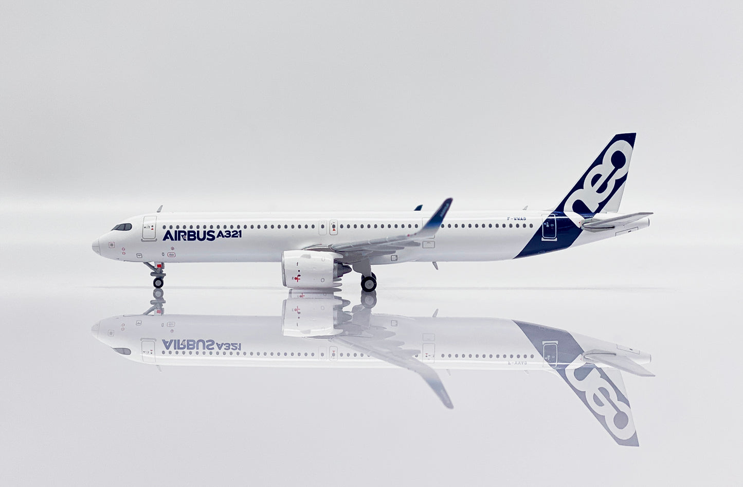 JCWINGS A321NEO AIRBUS INDUSTRIE 'HOUSE COLOUR' REG: F-WWAB