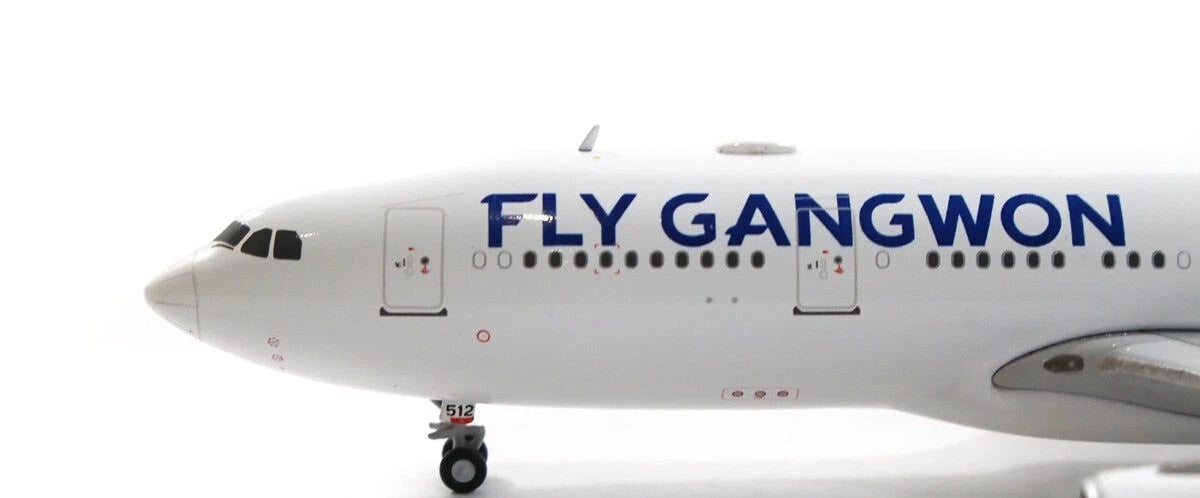 JC WINGS A330-200 FLY GANGWON REG: HL8512