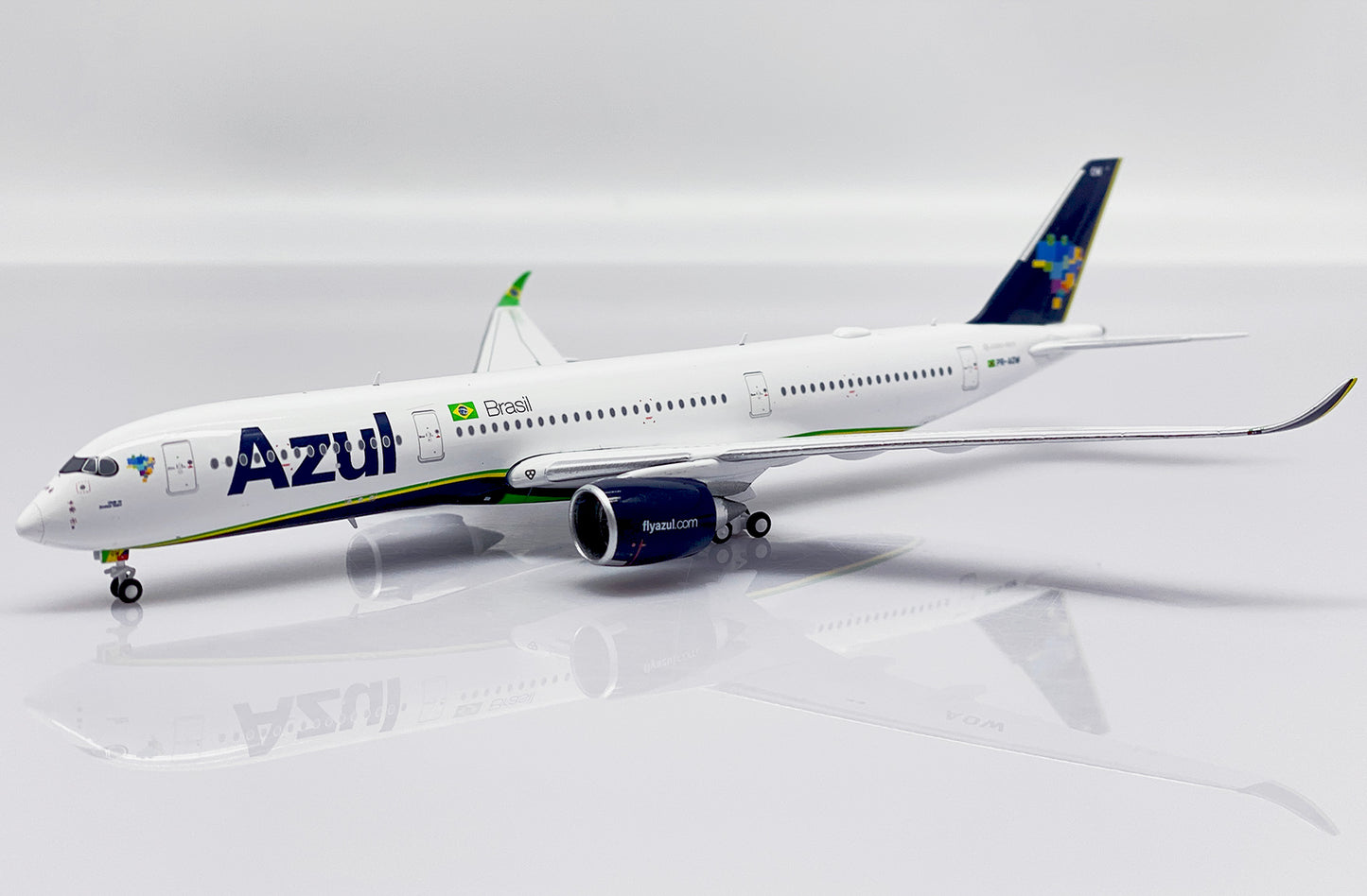 JC WINGS A350-900XWB AZUL LINHAS AEREAS REG: PR-AOW