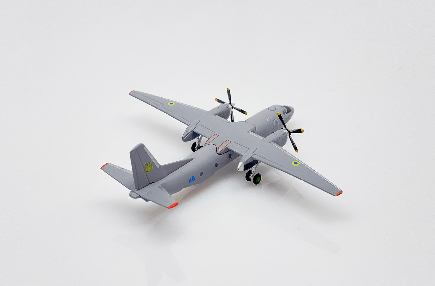 JC WINGS ANTONOV AN-26 UKRAINE AIR FORCE REG: 48