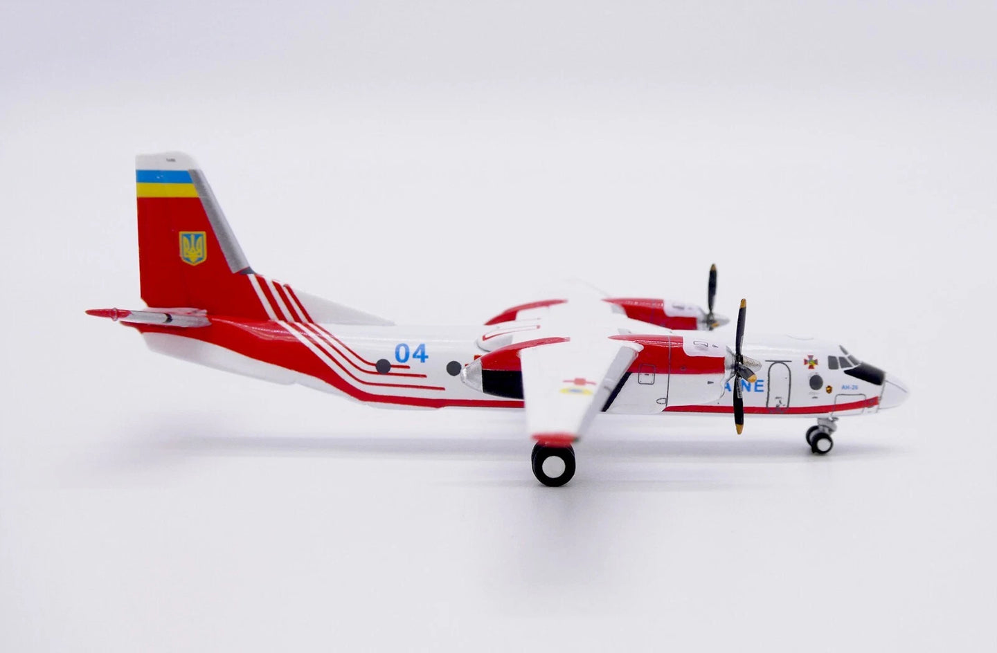 JC WINGS AN-26 UKRAINE AIR FORCE "RESCUE SERVICE" REG: 04