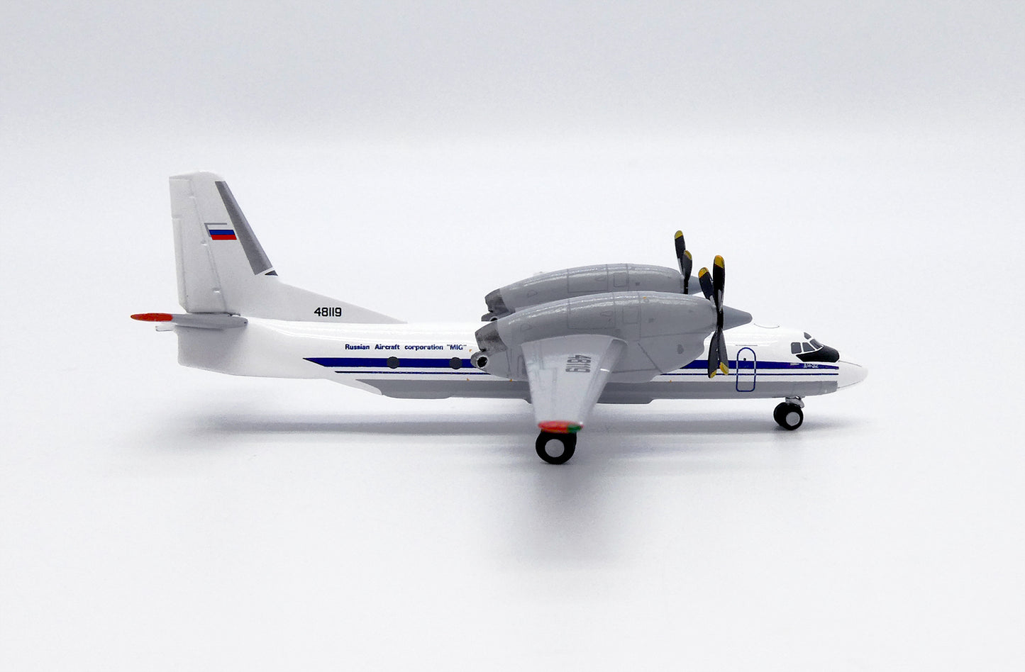 JC WINGS ANTONOV AN-32 RUSSIAN AIRCRAFT CORPORATION REG: 48119