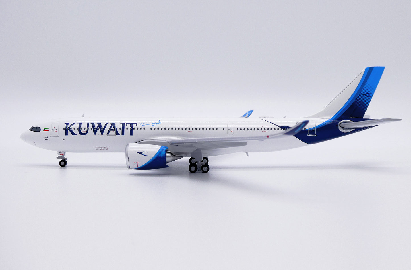 JCWINGS A330-800NEO KUWAIT AIRWAYS REG: 9K-APF