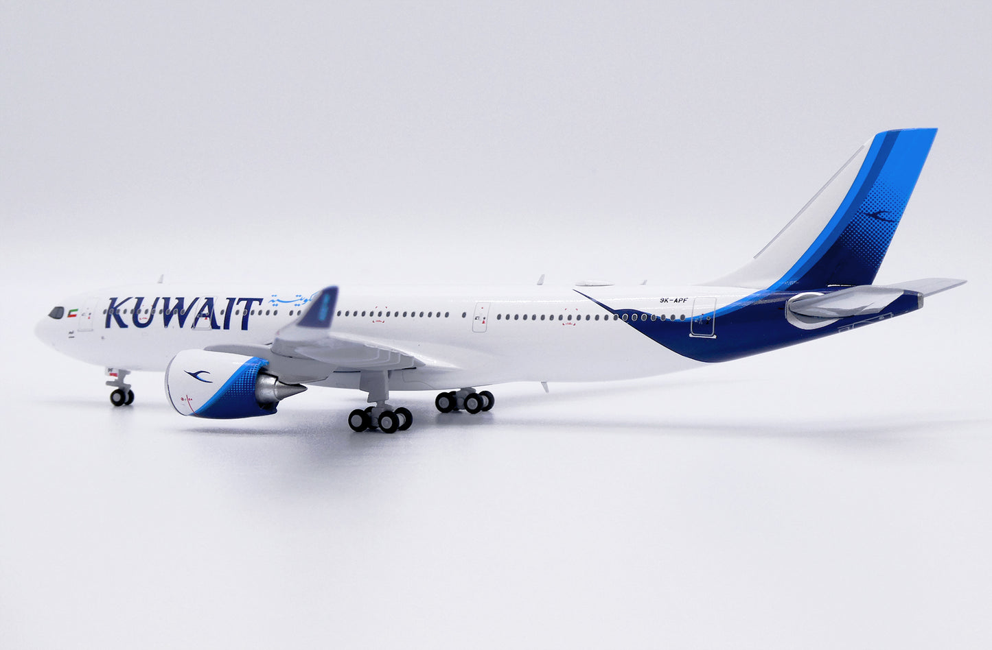 JCWINGS A330-800NEO KUWAIT AIRWAYS REG: 9K-APF