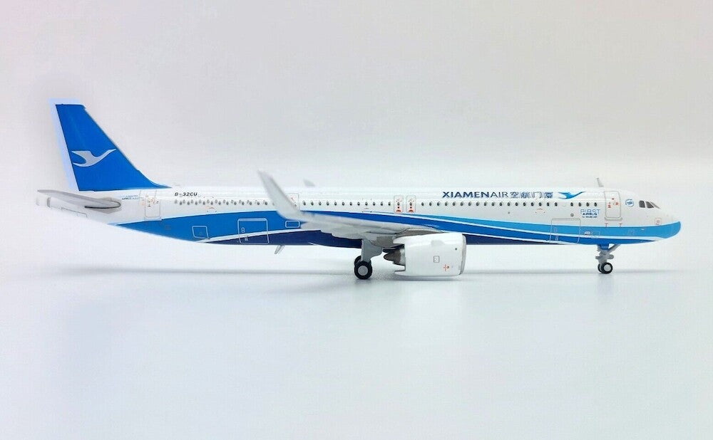 JCWINGS A321NEO XIAMEN AIRLINES REG: B-32CU