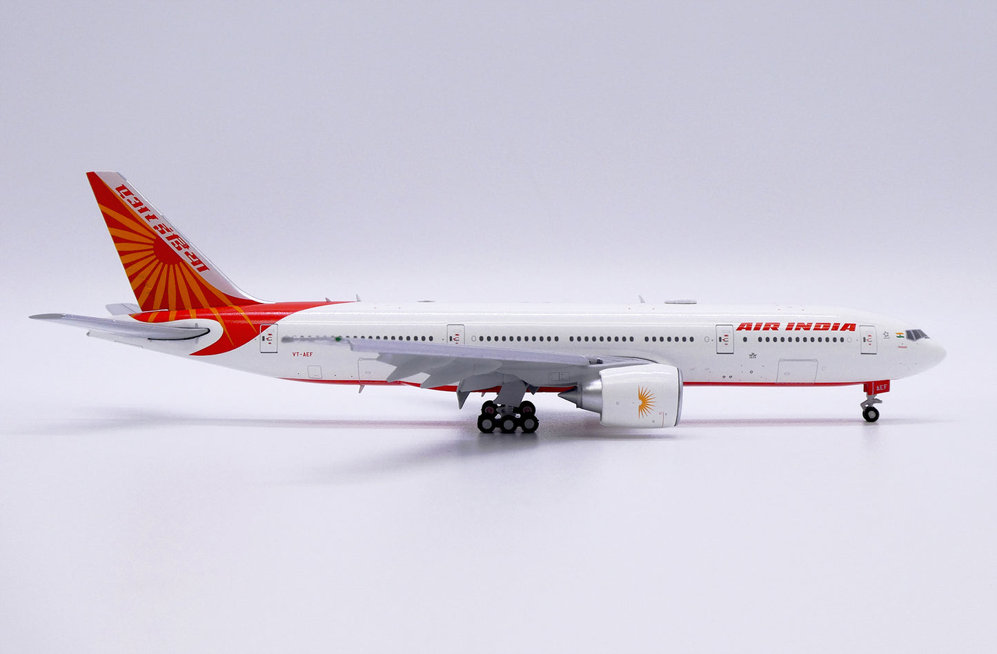JCWINGS B777-200(LR) AIR INDIA REG: VT-AEF