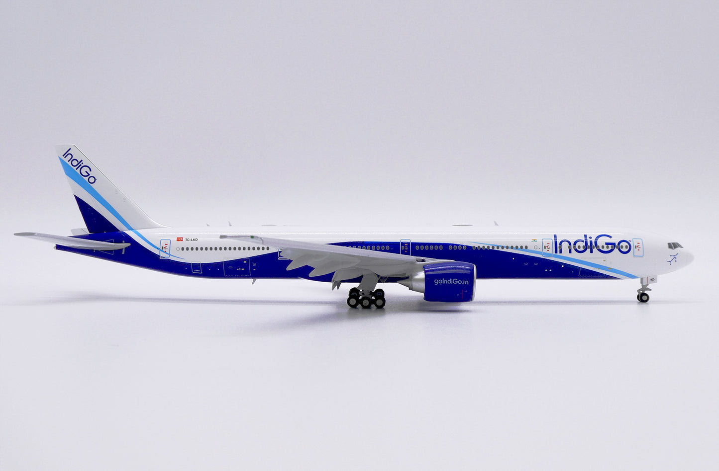 JCWINGS B777-300(ER) INDIGO REG: TC-LKD