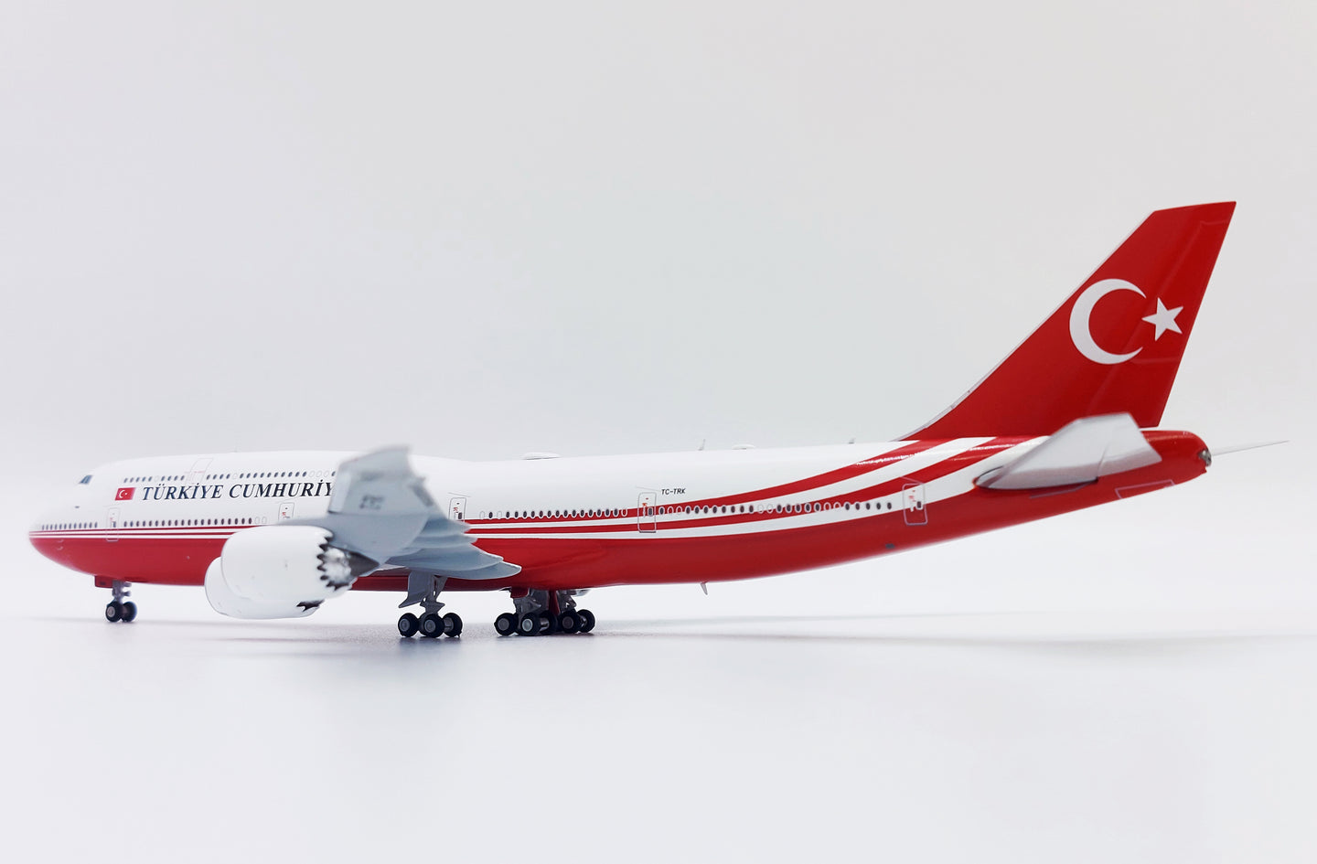 JC WINGS B747-8(BBJ) TURKEY GOVERNMENT REG: TC-TRK