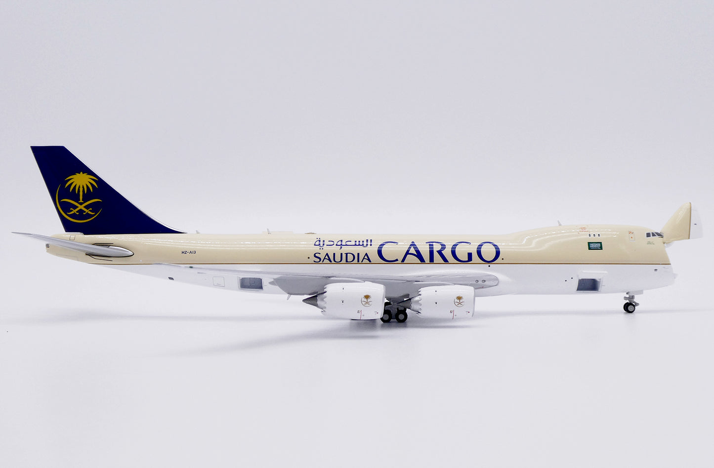 JC WINGS B747-8F SAUDIA CARGO (INTERACTIVE SERIES) REG: HZ-A13