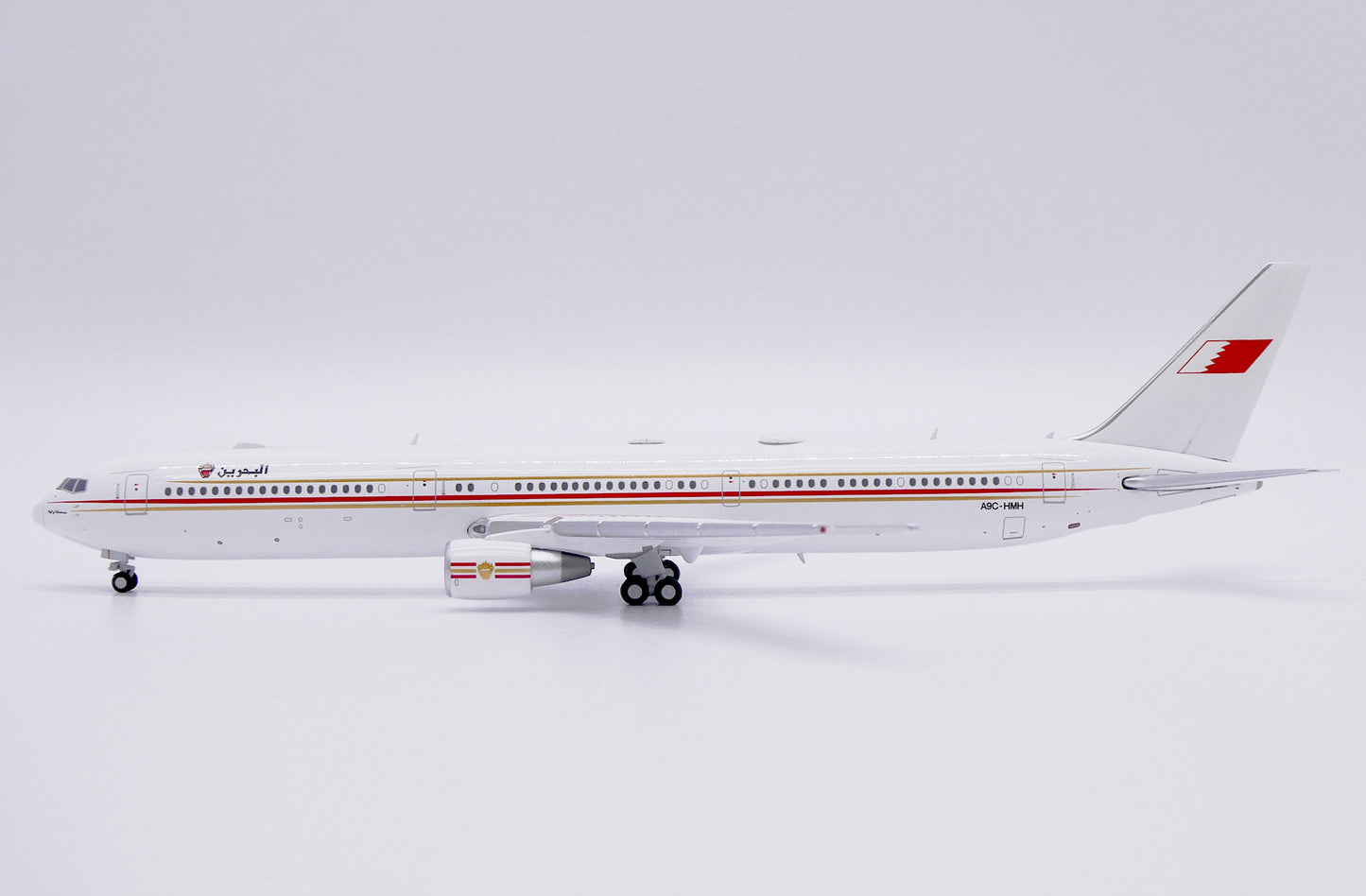 JC WINGS B767-400ER BAHRAIN ROYAL FLIGHT REG: A9C-HMH
