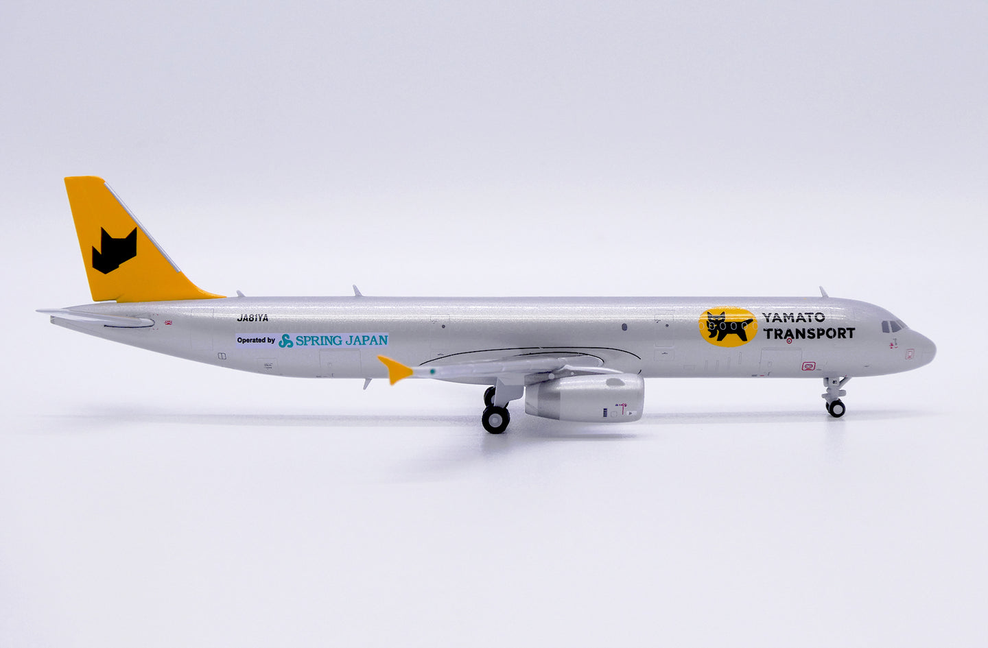 JC WINGS A321(P2F) YAMATO TRANSPORT REG: JA81YA