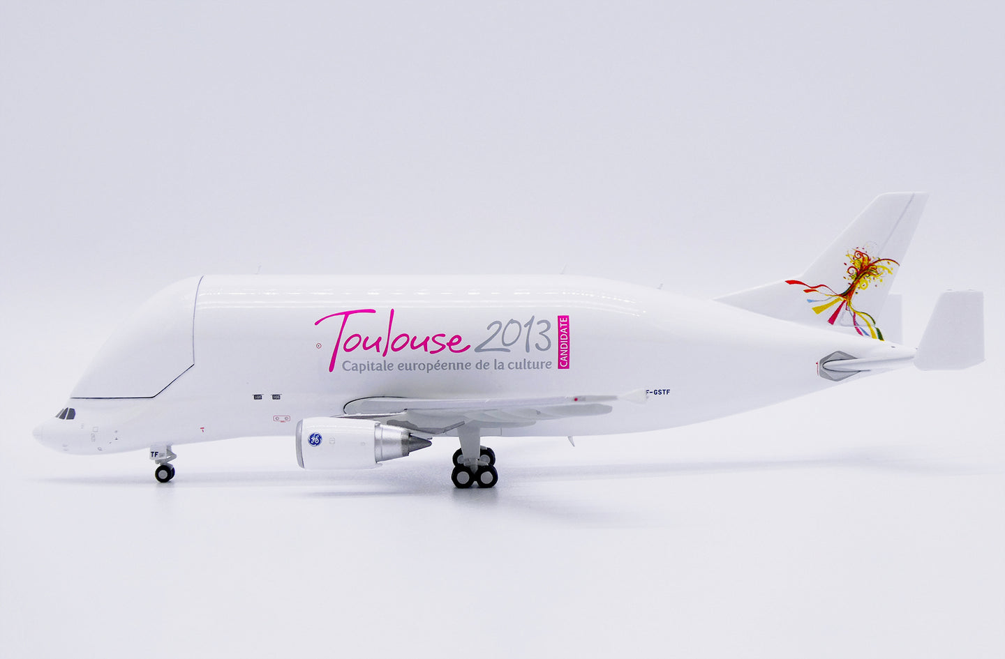 JC WINGS A300-600ST BELUGA INDUSTRIE "TOULOUSE 2013" (INTERACTIVE SERIES) REG: F-GSTF
