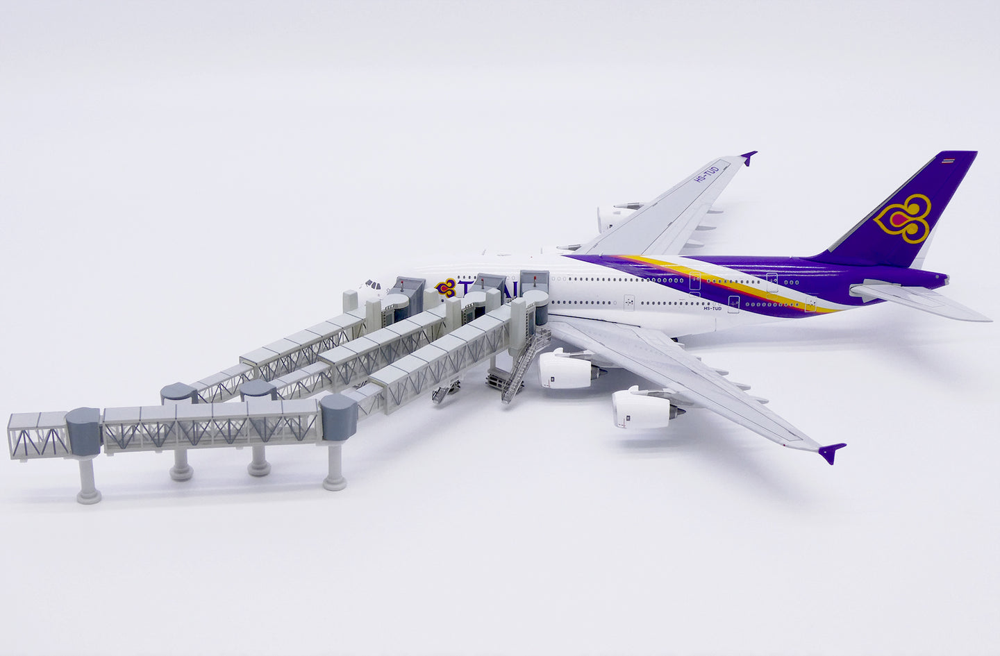 JC WINGS AIR PASSENGER BRIDGE FOR A380 (TRANSPARENT)