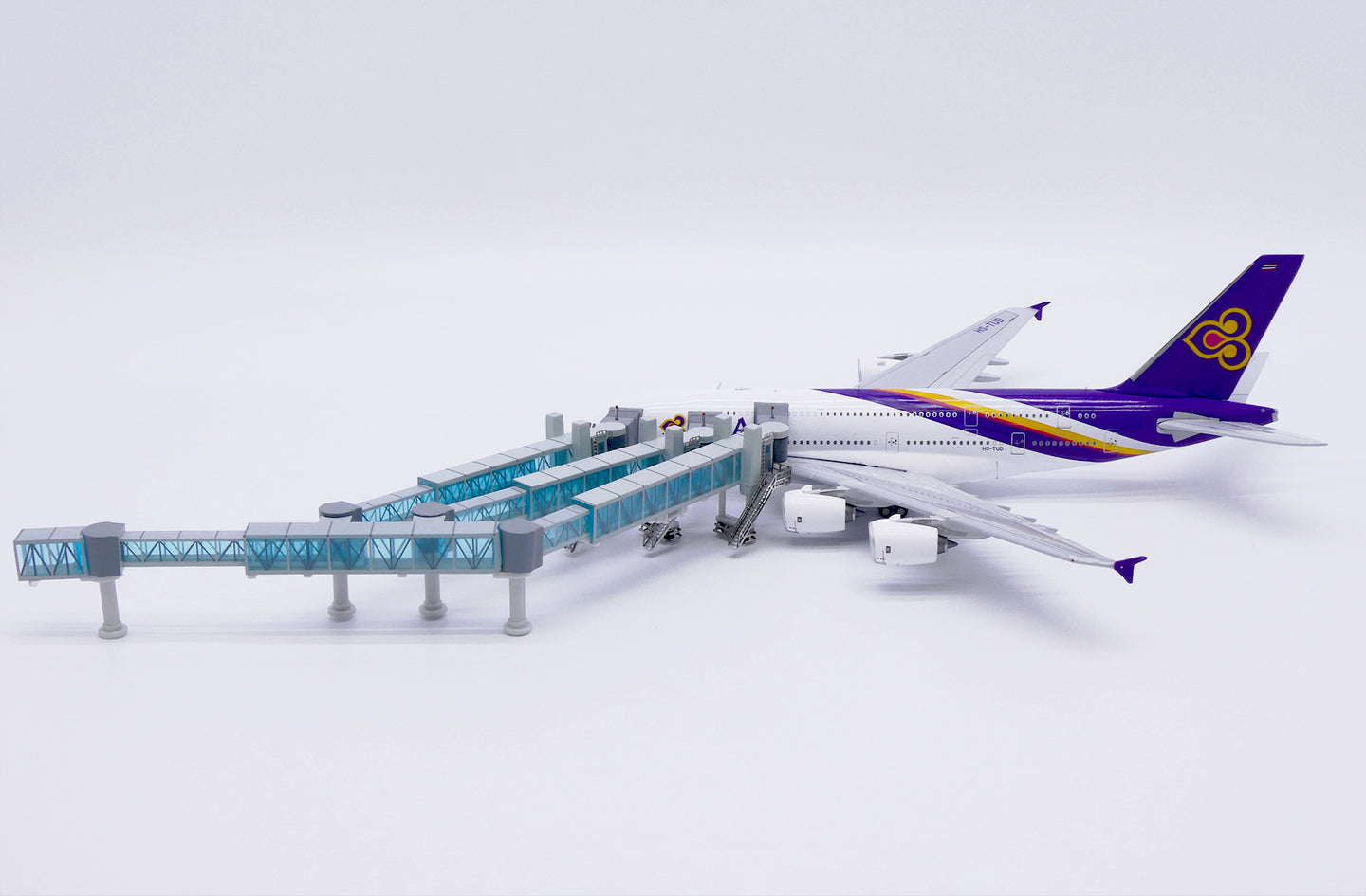 JC WINGS AIR PASSENGER BRIDGE FOR A380 (BLUE)