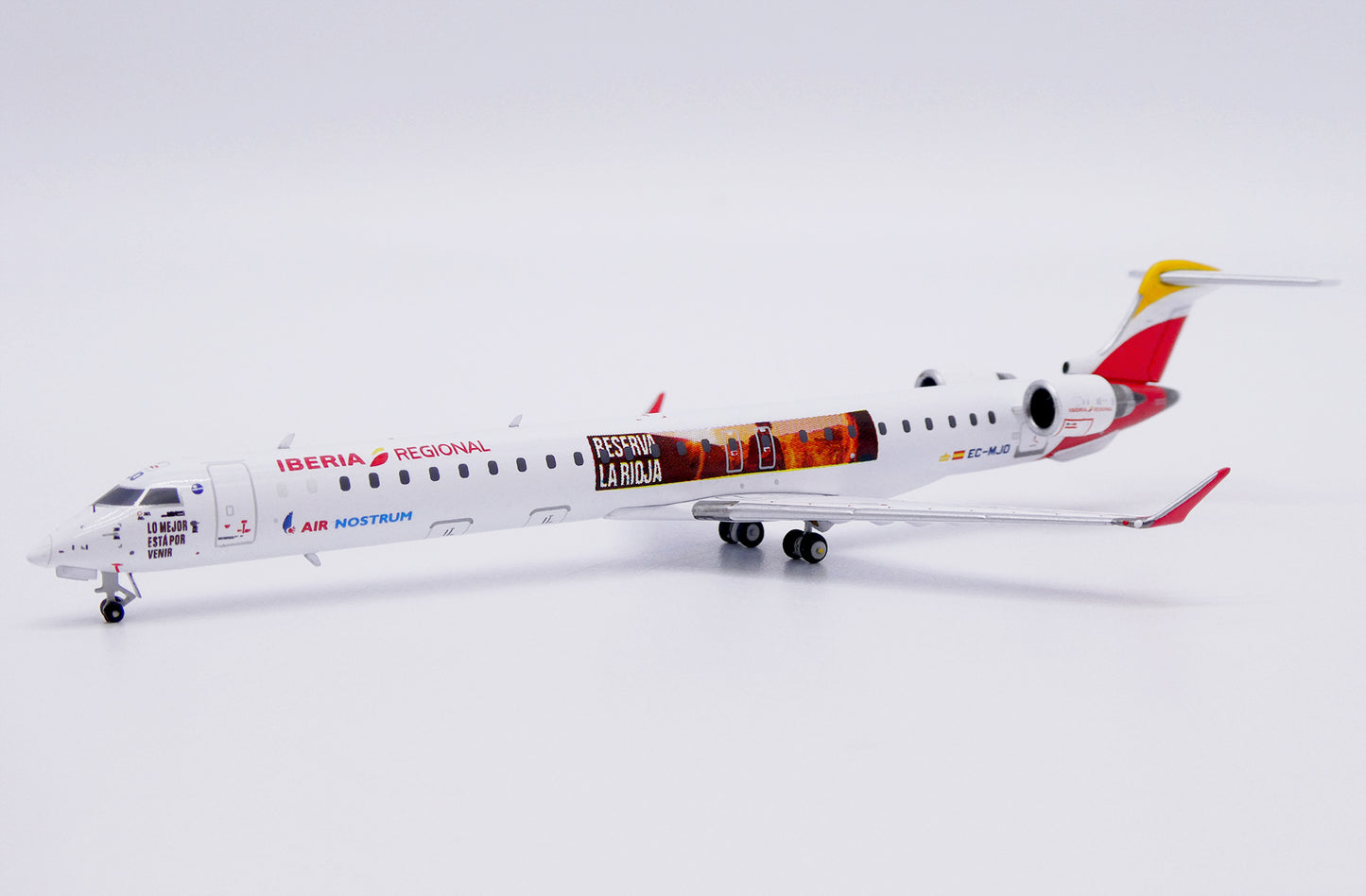 JC WINGS CRJ-1000ER IBERIA REGIONAL (AIR NOSTRUM) "RESERVA LA RIOJA" REG: EC-MJO