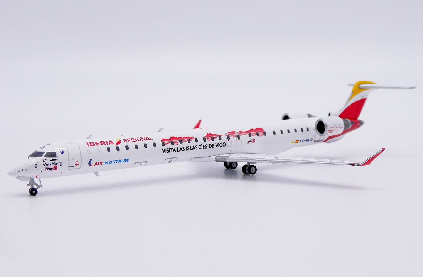 JC WINGS CRJ-1000ER IBERIA REGIONAL (AIR NOSTRUM) "VISITA VIGO" REG: EC-MLO