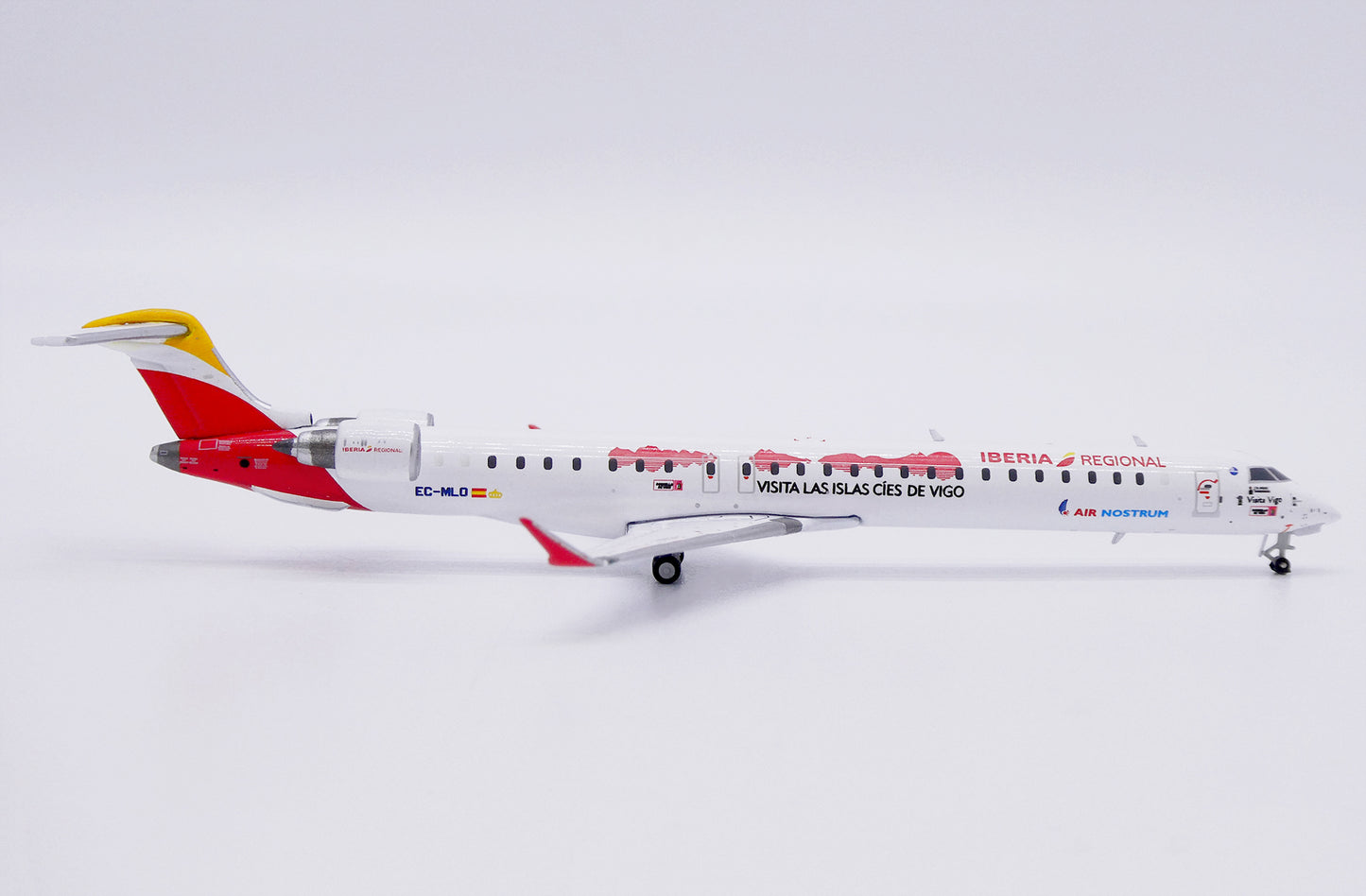 JC WINGS CRJ-1000ER IBERIA REGIONAL (AIR NOSTRUM) "VISITA VIGO" REG: EC-MLO