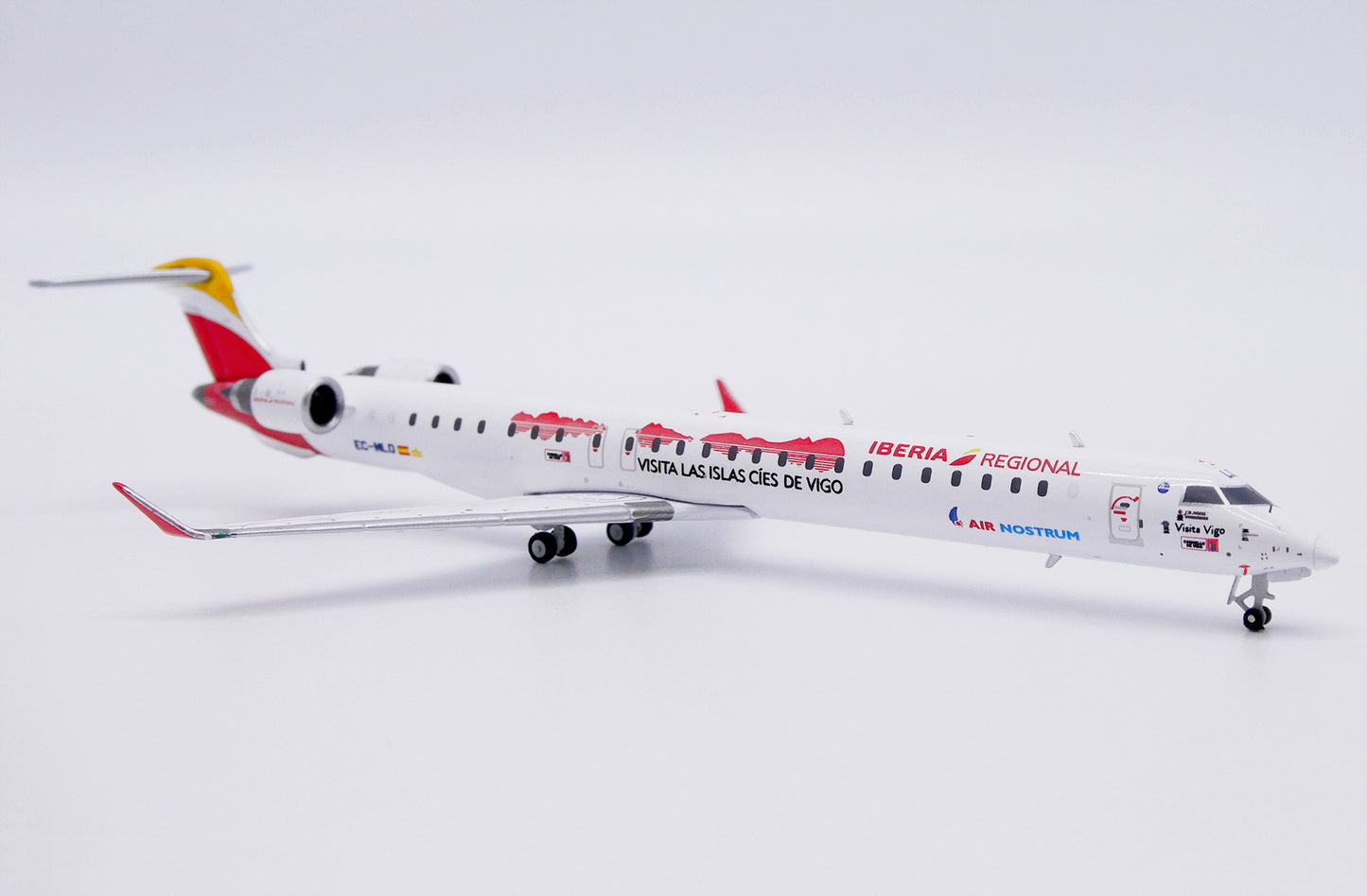 JC WINGS CRJ-1000ER IBERIA REGIONAL (AIR NOSTRUM) "VISITA VIGO" REG: EC-MLO