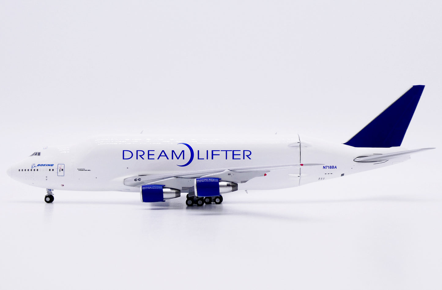 JC WINGS B747-400LCF DREAMLIFTER BOEING COMPANY (INTERACTIVE SERIES) REG: N718BA