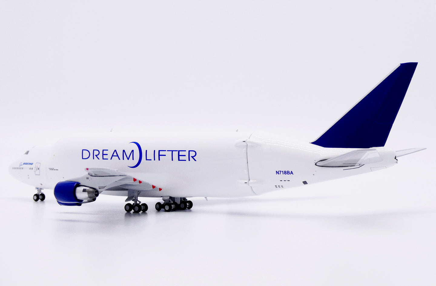 JC WINGS B747-400LCF DREAMLIFTER BOEING COMPANY (INTERACTIVE SERIES) REG: N718BA