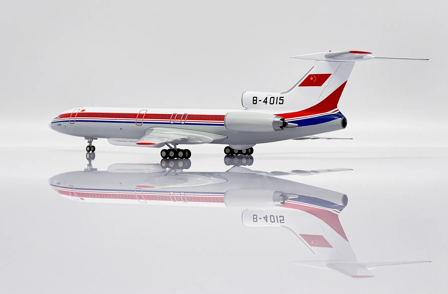 JC WINGS TUPOLEV TU-154M CHINESE AIR FORCE REG:B-4015