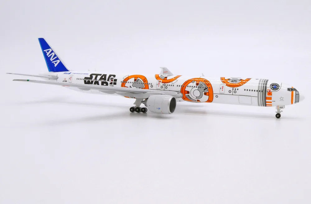 JC WINGS B777-300ER ALL NIPPON AIRWAYS (ANA) "BB-8 STAR WARS" REG: JA789A