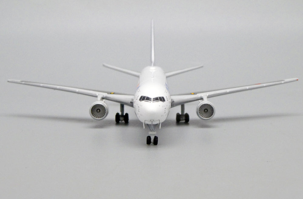 JC WINGS B767-300 ALL NIPPON AIRWAYS (ANA) "R2D2 STAR WARS" REG: JA604A