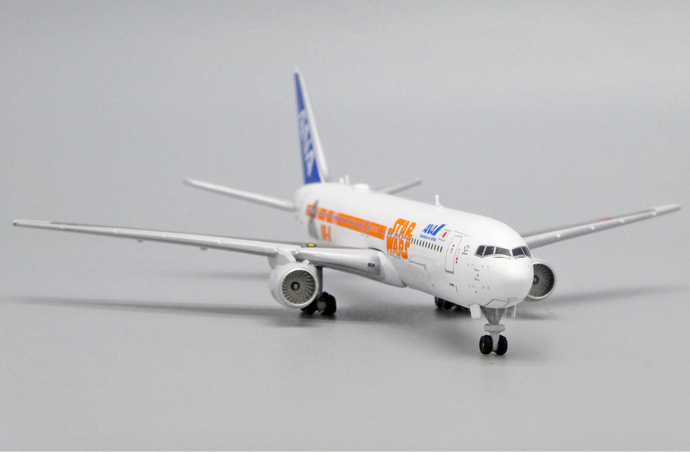 JC WINGS B767-300 ALL NIPPON AIRWAYS (ANA) "R2D2 STAR WARS" REG: JA604A