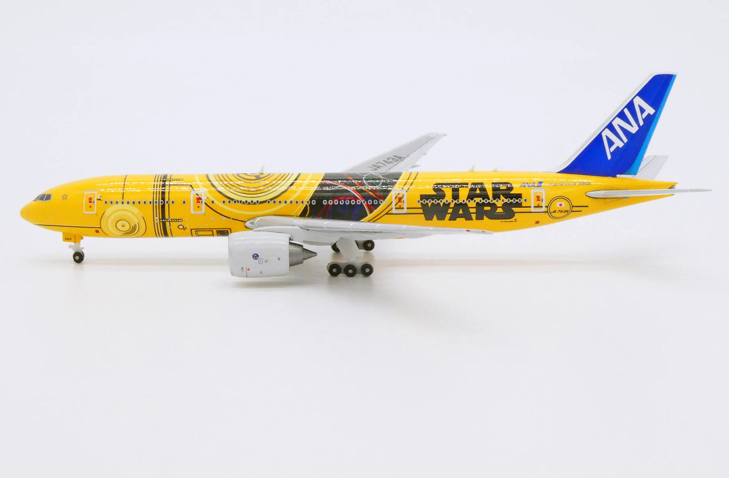 JC WINGS B777-200ER ALL NIPPON AIRWAYS "C-3PO STAR WARS" REG: JA743A
