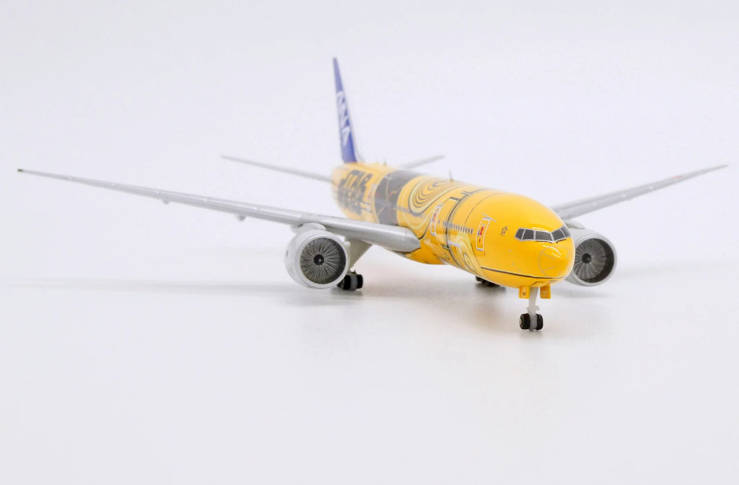 JC WINGS B777-200ER ALL NIPPON AIRWAYS "C-3PO STAR WARS" REG: JA743A