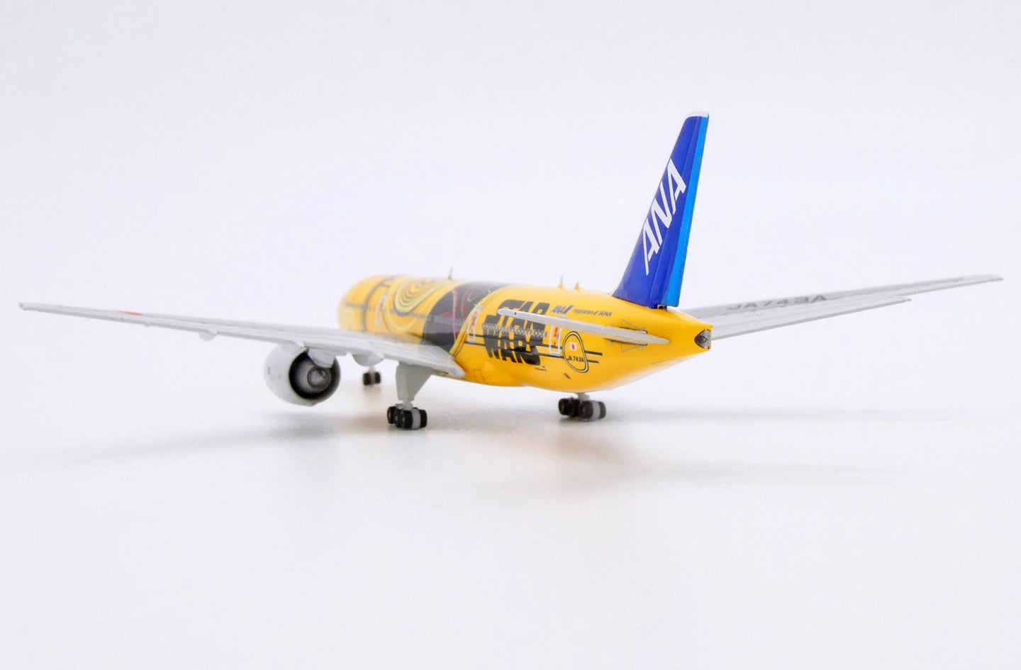 JC WINGS B777-200ER ALL NIPPON AIRWAYS "C-3PO STAR WARS" REG: JA743A