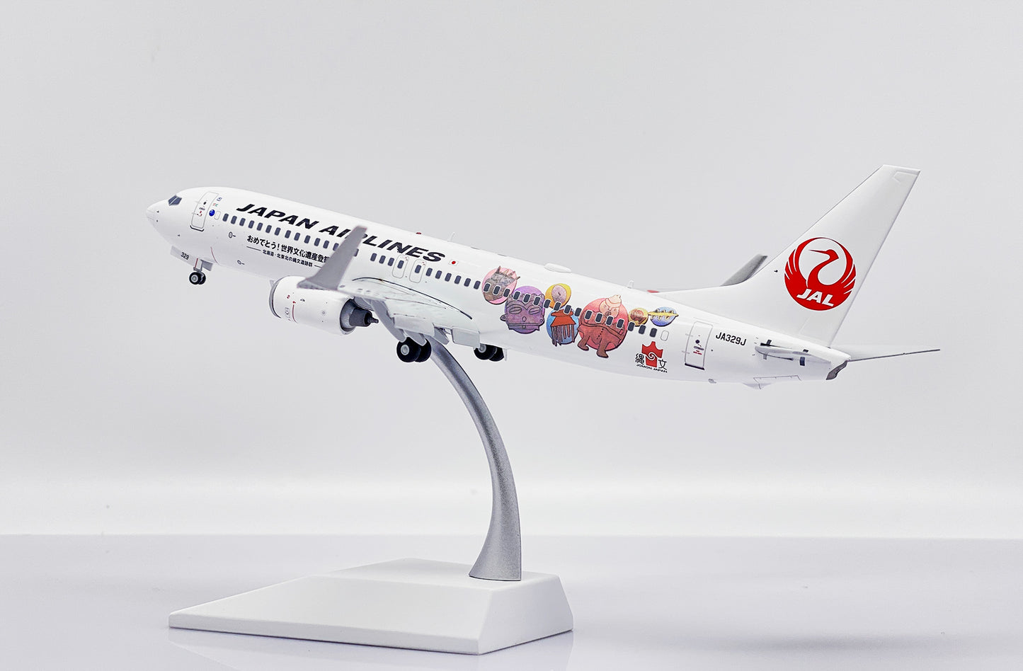 JC WINGS B737-800 JAPAN AIRLINES "JOMON LIVERY" (FLAPS DOWN) REG: JA329J